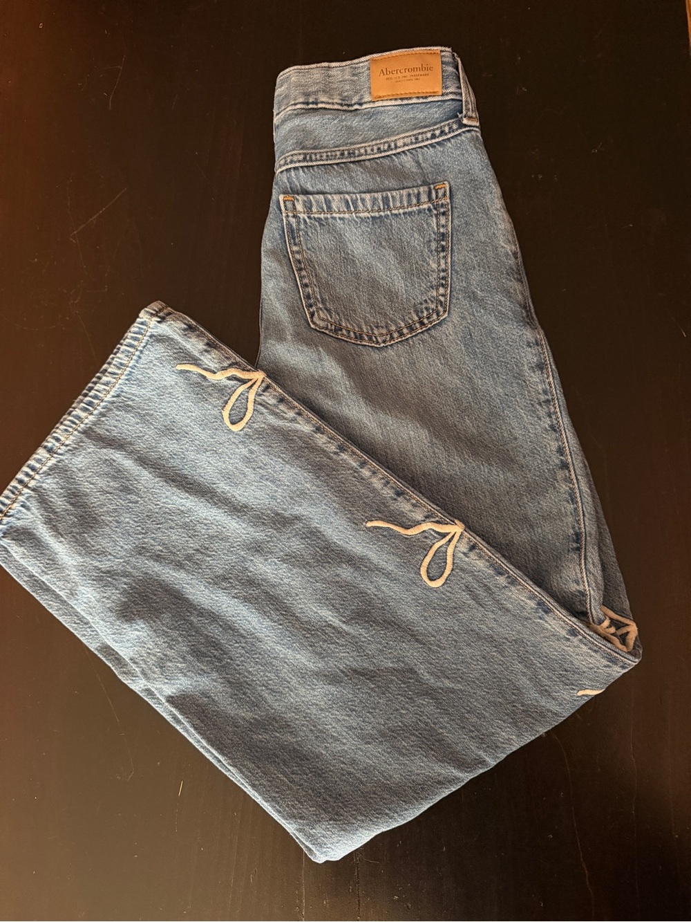 Abercrombie & Fitch Girls High-Rise Washed Blue Denim Jeans